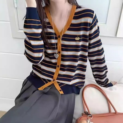 本店实拍&细羊毛条纹开衫