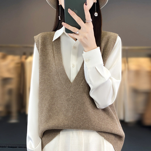 秋冬新款羊绒针织衫女休闲无袖V领马甲套头纯色毛衣羊毛打底衫潮