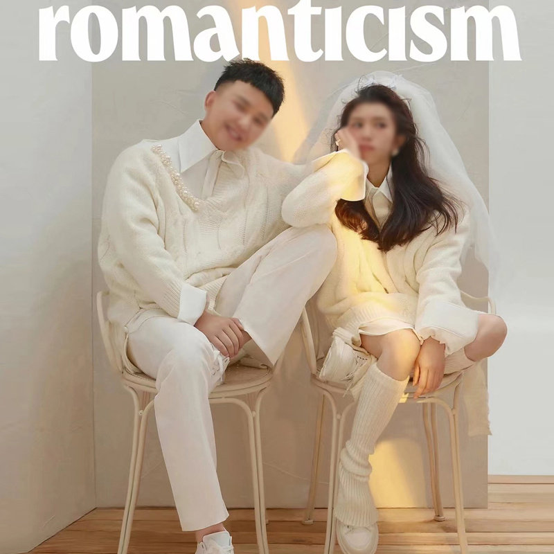 影新款楼摄影韩式情侣写真慵懒风毛衣室内简约小清新拍照主题服装