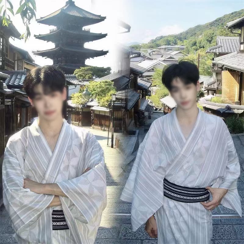 日系男士写真浅白条纹浴衣