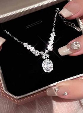 s925纯银天使之翼宝石项链新款百搭女轻奢小众爆闪宝石锁骨链