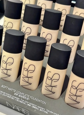 Nars/纳斯超绒瓶粉底液Sofftmatte绒雾持妆全天24h控油正品