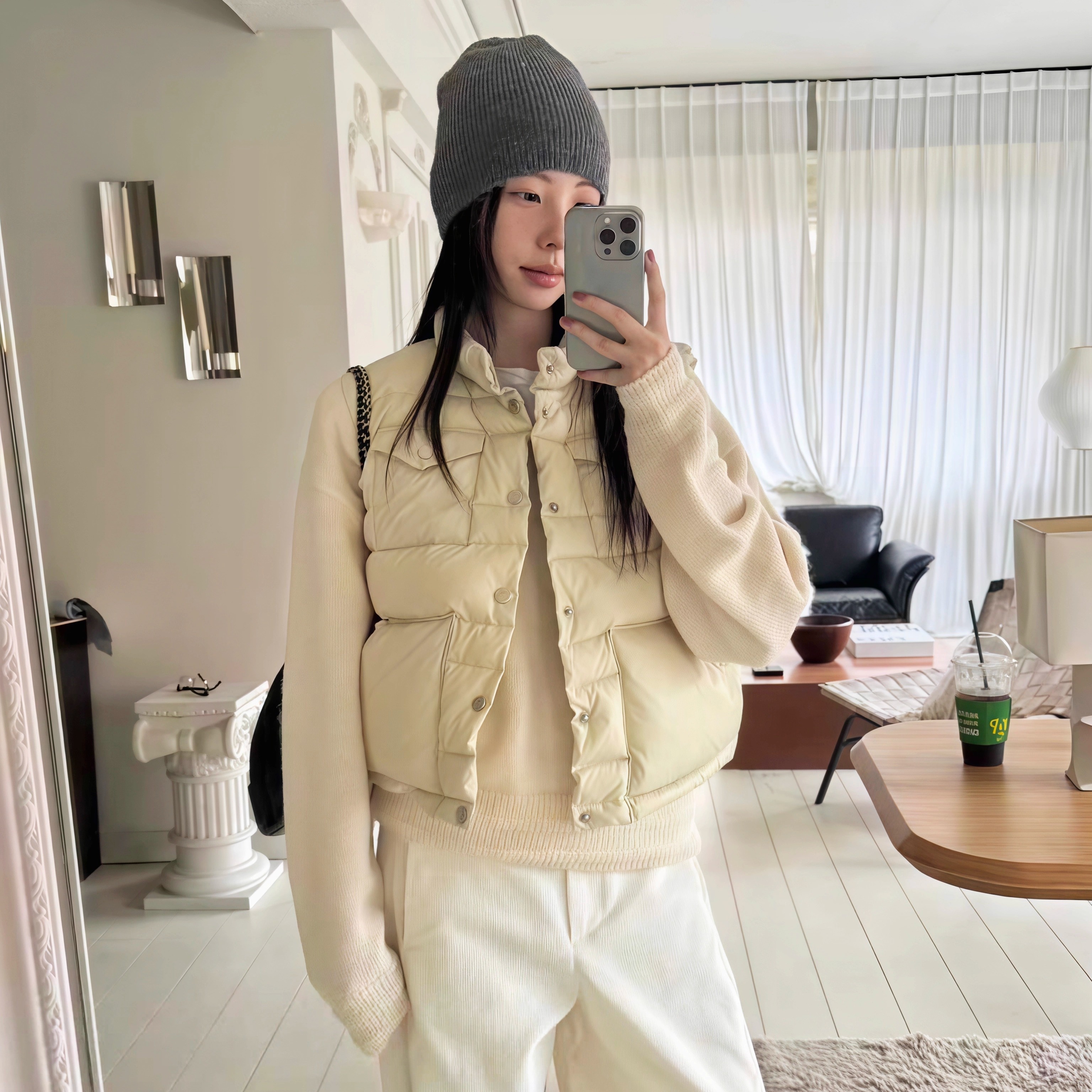 THEABLE韩国东大门25冬季新款暗扣休闲立领短款干练时尚鸭绒马甲