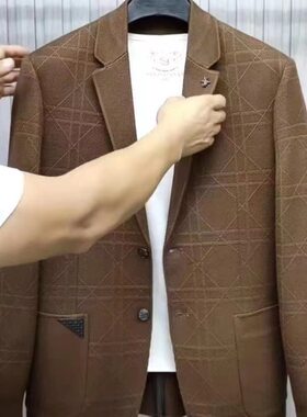 网红欧站男士秋冬季西服休闲时尚百搭潮流帅气提花毛线衣外