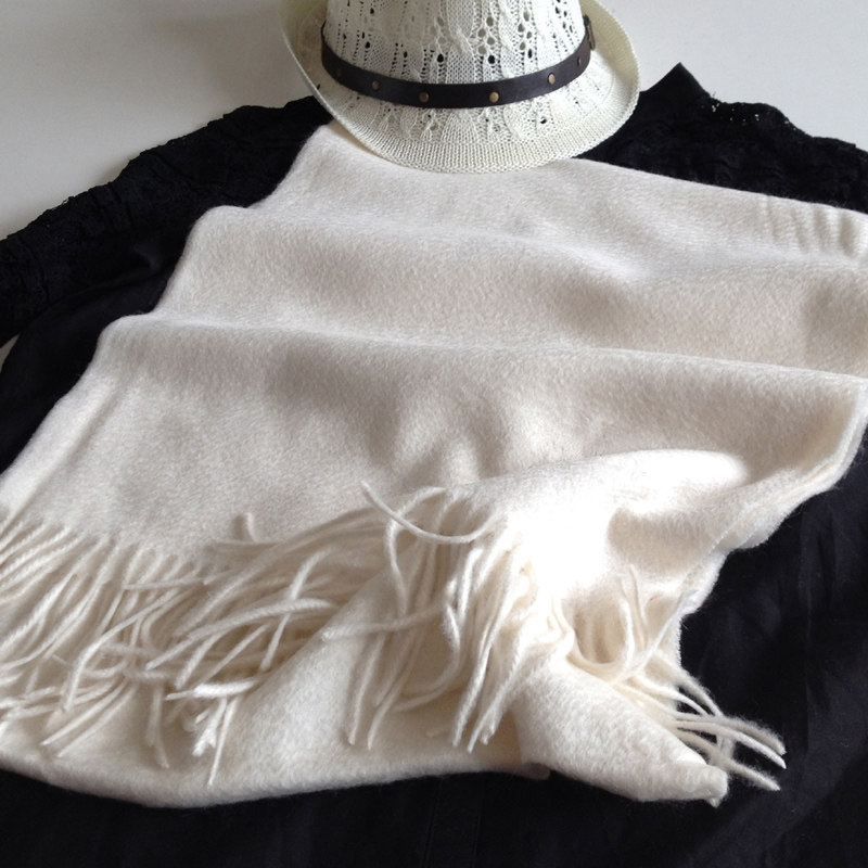 珍稀白绒水波纹男女通用厚款围巾