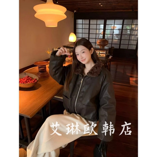 12.3 90白鸭绒短外套 李允珍8330复古卷毛翻领PU皮衣羽绒服女冬季