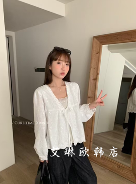 福利不退X.XIU新袖89729秋款V领显瘦假两件拼接木耳边蕾丝衬衫女