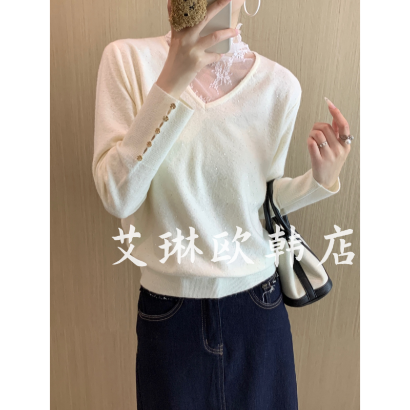 331800蕾丝拼接半高领亮片针织衫