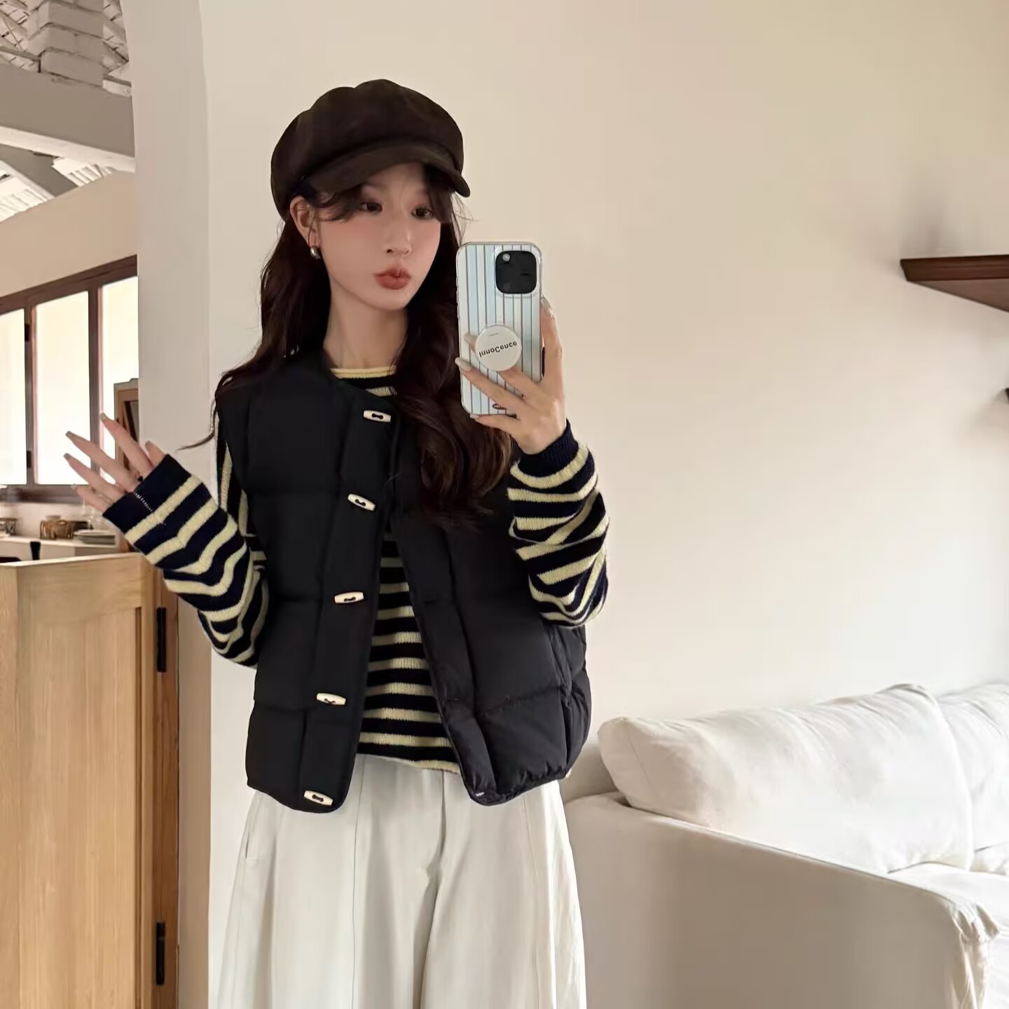 333秋冬牛角扣马甲背心90白鸭绒