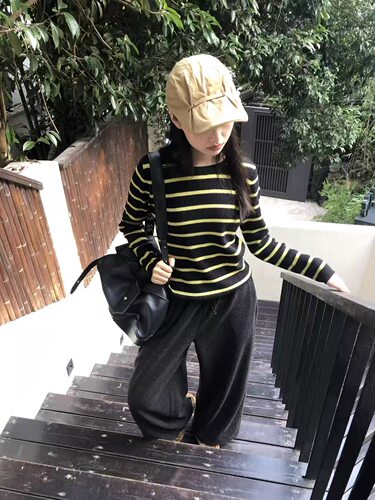 米鹿milu room59532简约舒适条纹撞色圆领套头修身显瘦针织衫女