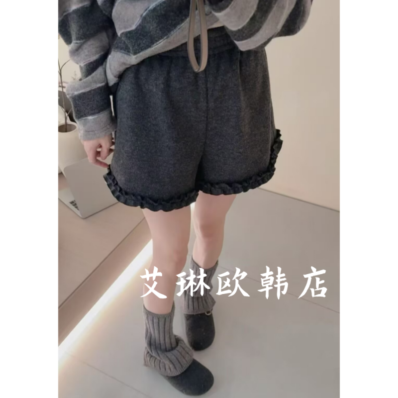 362松紧腰加绒木耳边羊毛呢短裤