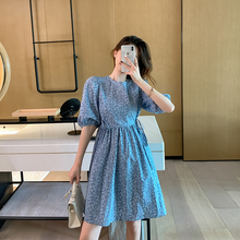 短袖碎花法式复古甜美设计感小个子短款桔梗连衣裙2020年夏天新款