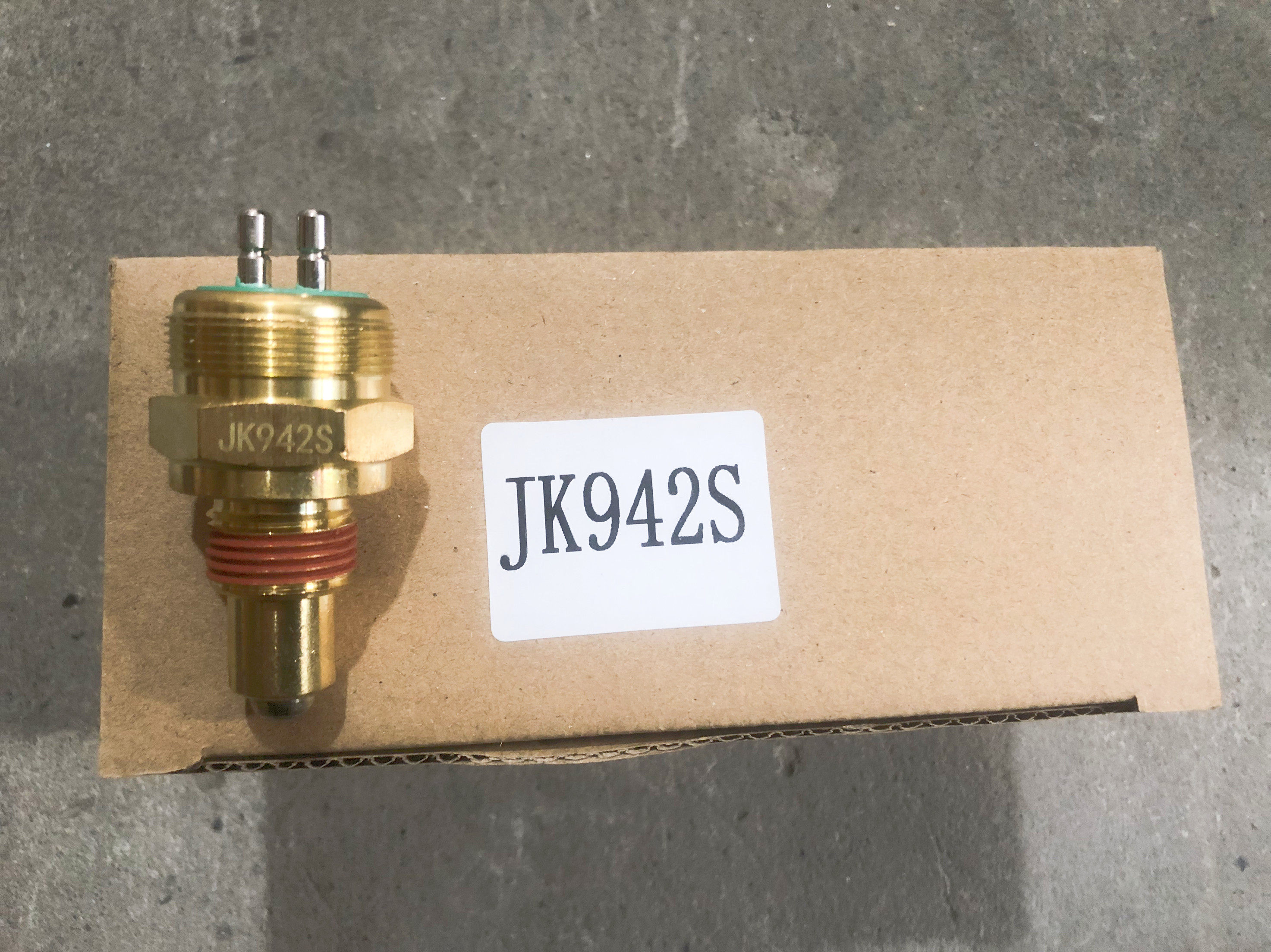 适用于中联三一徐工吊车法士特取力器开关感应器jk942s