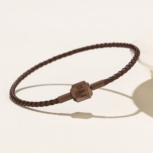 细款真皮2.5mm粗字母转运珠配绳