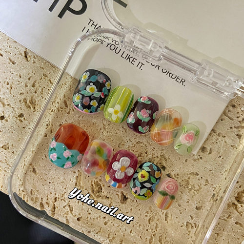 花香四溢高级感穿戴甲美甲