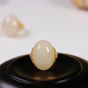 双十一特惠天然和田玉戒指女藕粉白玉蛋面镶嵌18k金指环a货送老婆