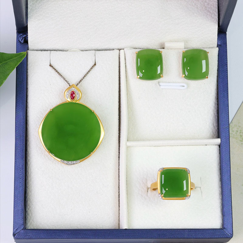 五一活动天然和田玉吊坠女a菠菜绿碧玉圆牌镶嵌18k金挂件戒指耳钉