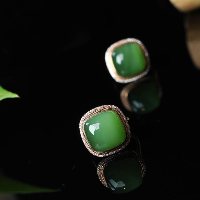 双十一特惠天然和田玉戒指女a满钻猫眼碧玉方形镶18k金指环送女友