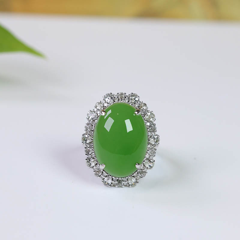 双十一新疆天然和田玉戒指女a时尚潮流苹果绿碧玉蛋面镶18k金指环