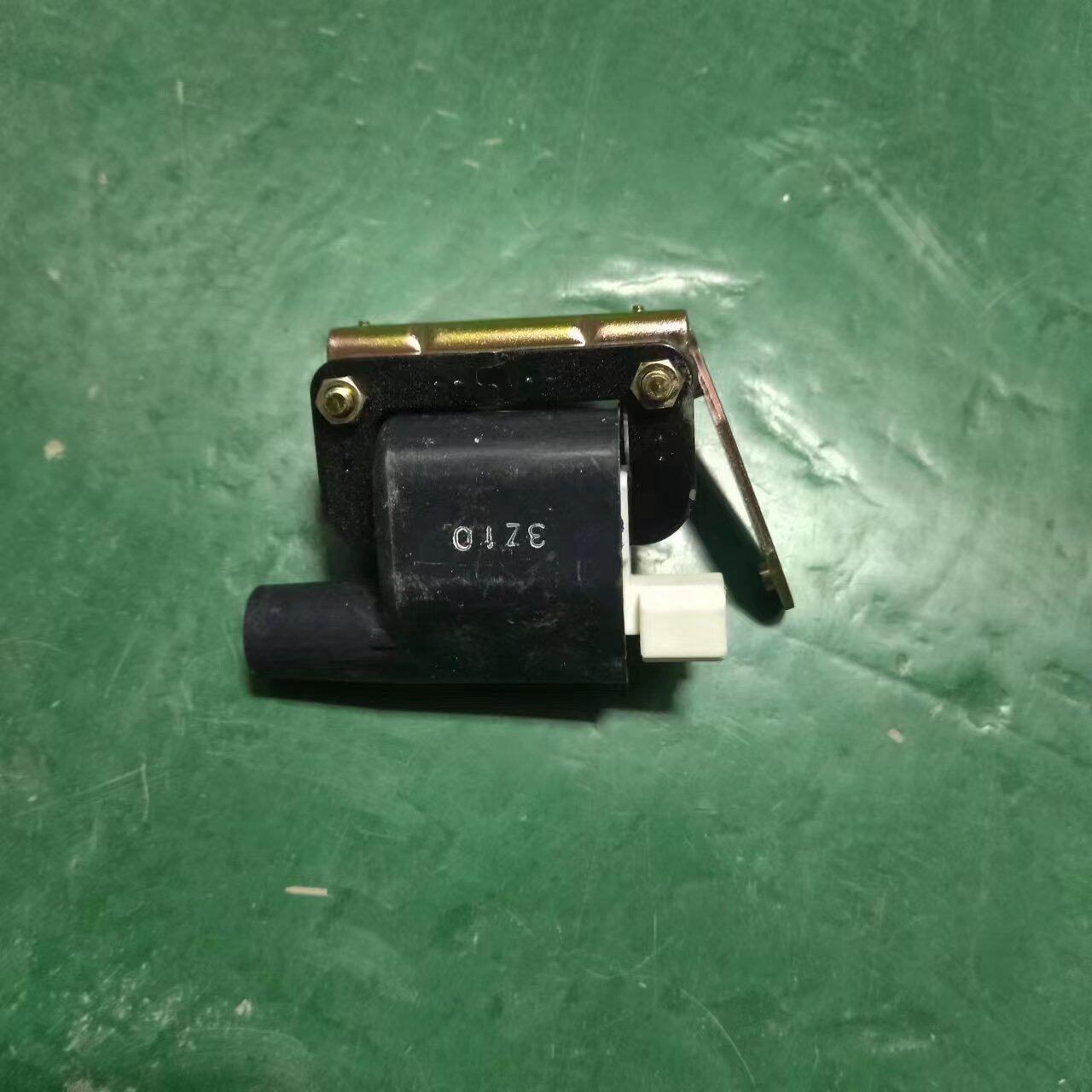 昌河铃木北斗星K12K10进口点火线圈高压包