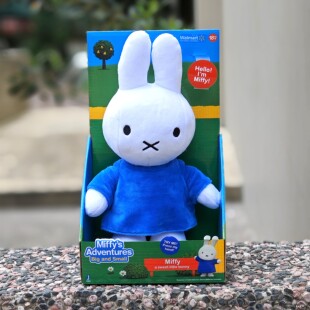 出口美国 米FEI原装超柔会说话唱歌的蓝色兔子玩偶 捏手说话