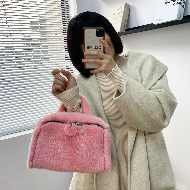 进口水貂整皮潘多拉皮草包包手拿斜跨轻奢高档女士休闲纯色皮毛包