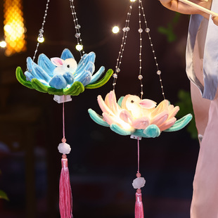 元宵节灯笼2026新款儿童荷花手提发光扭扭棒古风兔子花灯批发摆摊