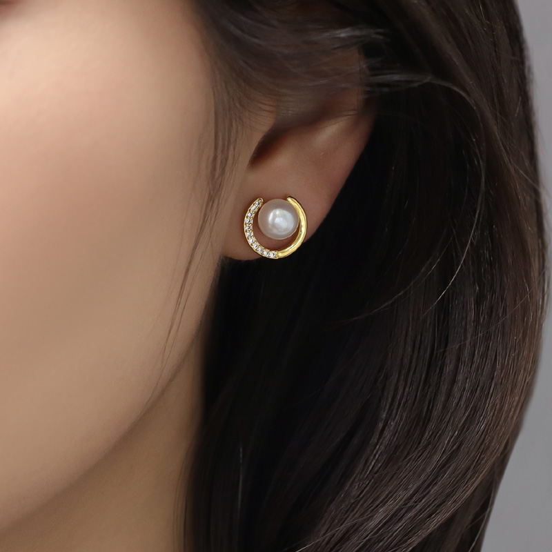 格子轻奢珍珠耳饰蚊香无痛