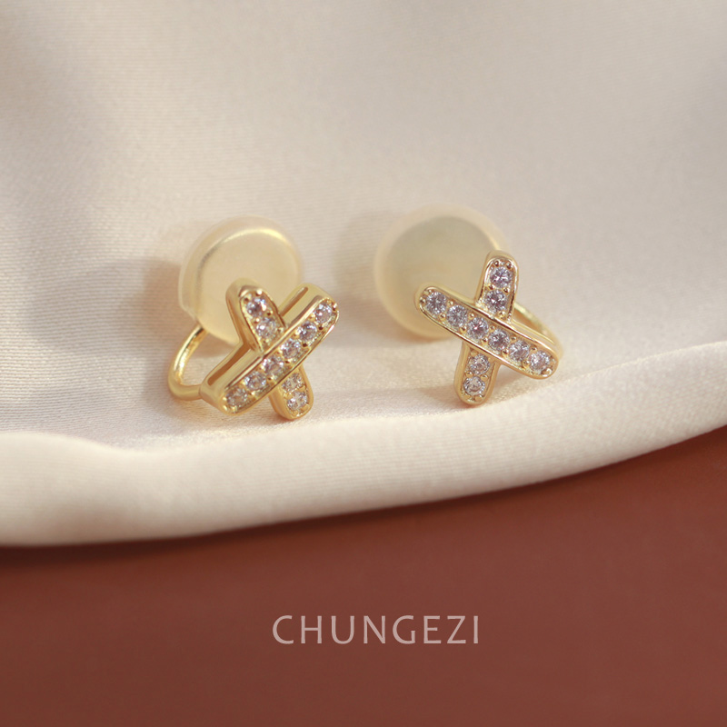 闪闪的耳夹精致漂亮