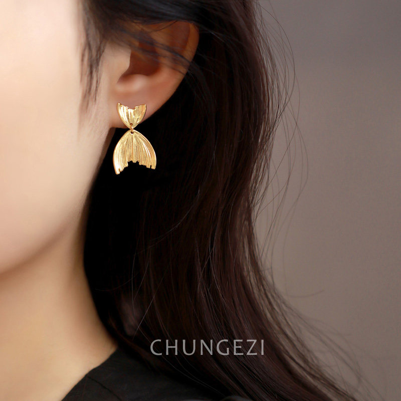 冷淡风爆款美人鱼尾耳夹无耳洞女金属纹理小众设计蚊香盘气质耳饰,饰品/流行首饰/时尚饰品新,耳夹,淘宝优惠券,粉丝福利购,淘宝优惠卷