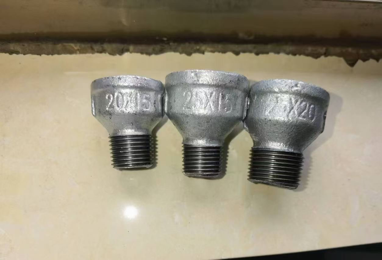 镀锌内外丝变径大小头25x15 25x20 20x15 1寸边4分变6分内外丝接