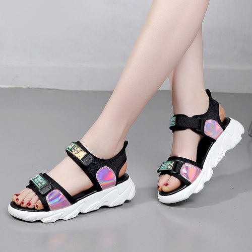 凉鞋女夏季平底2026年新款沙滩鞋