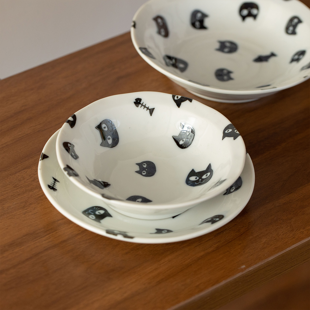 日本进口美浓烧可爱猫咪碗盘餐具日式米饭碗早餐碗点心碟菜盘骨碟