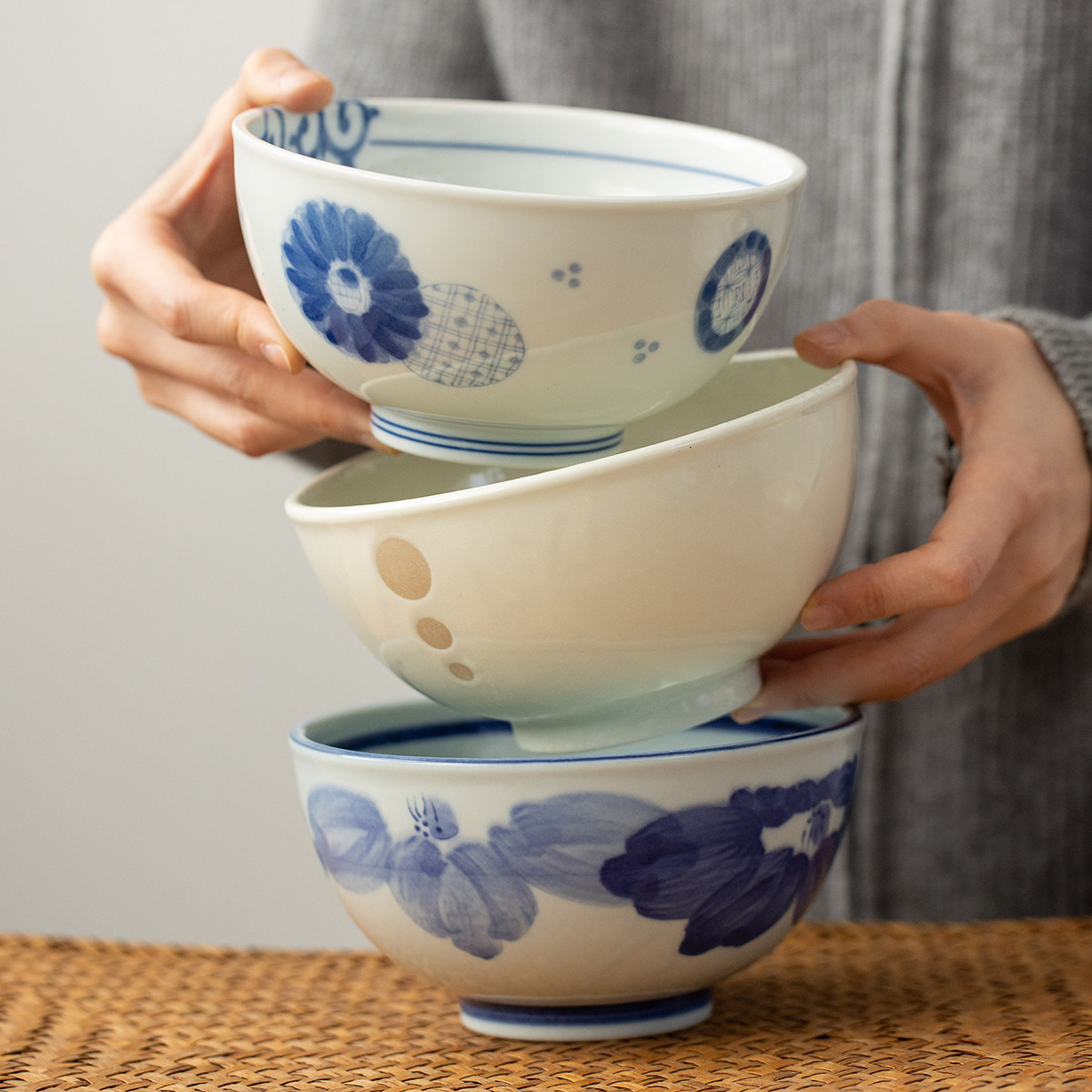 日本进口美浓烧唐草陶瓷大碗日式拉面碗盖饭碗家用釉下彩5寸汤碗