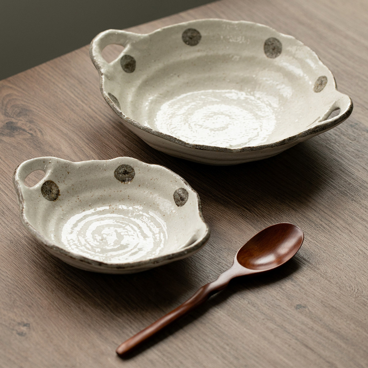 日本进口美浓烧粗陶双耳盘防烫咖喱盘家用面盘沙拉碗日式陶瓷餐具