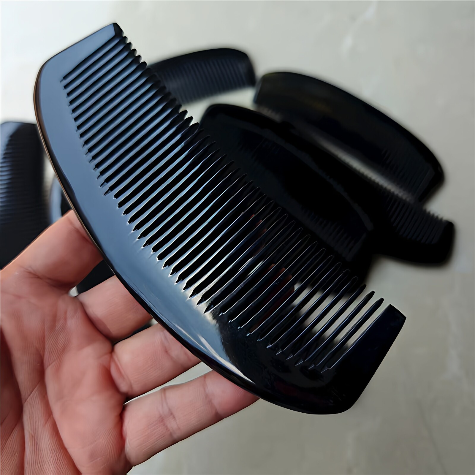 水牛角梳子纯手工防静电正品天然美发按摩梳家用14-17厘米黑月梳