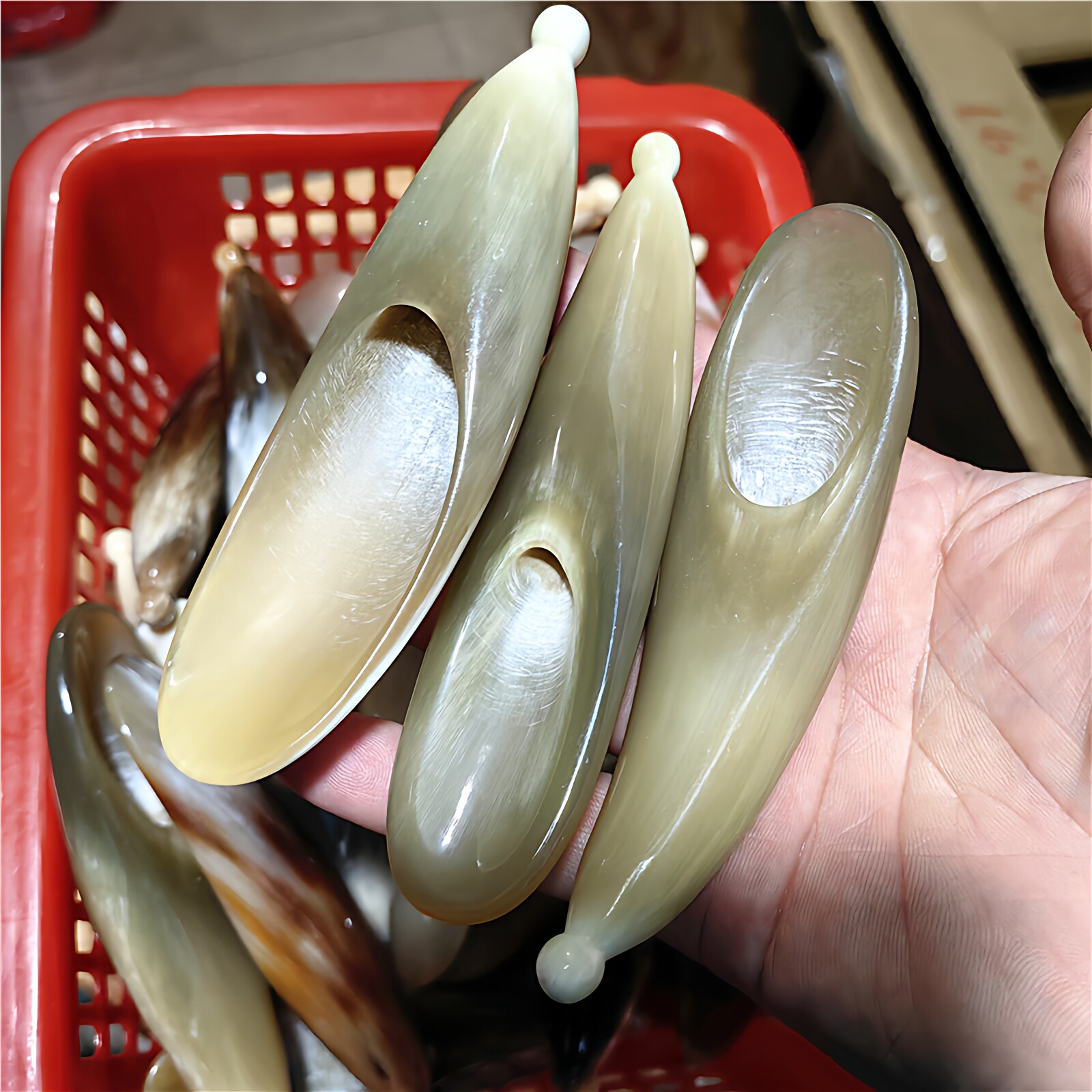 天然牛角板全身通用拨经棒11-13精品加厚小号牛角筒带圆点刮痧筒