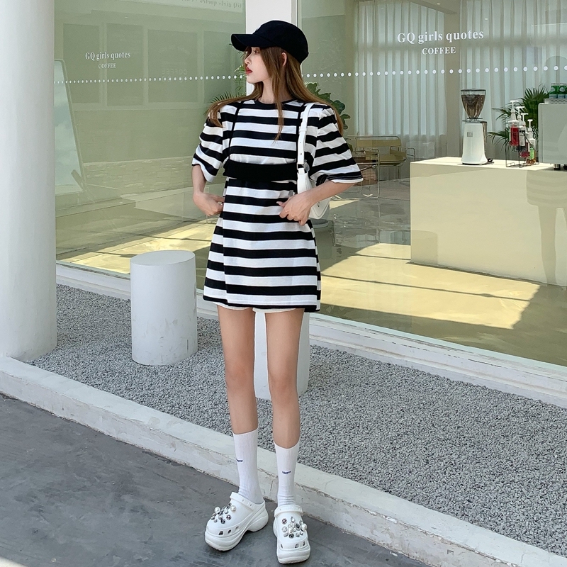 Real shot summer harbour style retro design loose mid long suspender striped T-shirt skirt two piece dress