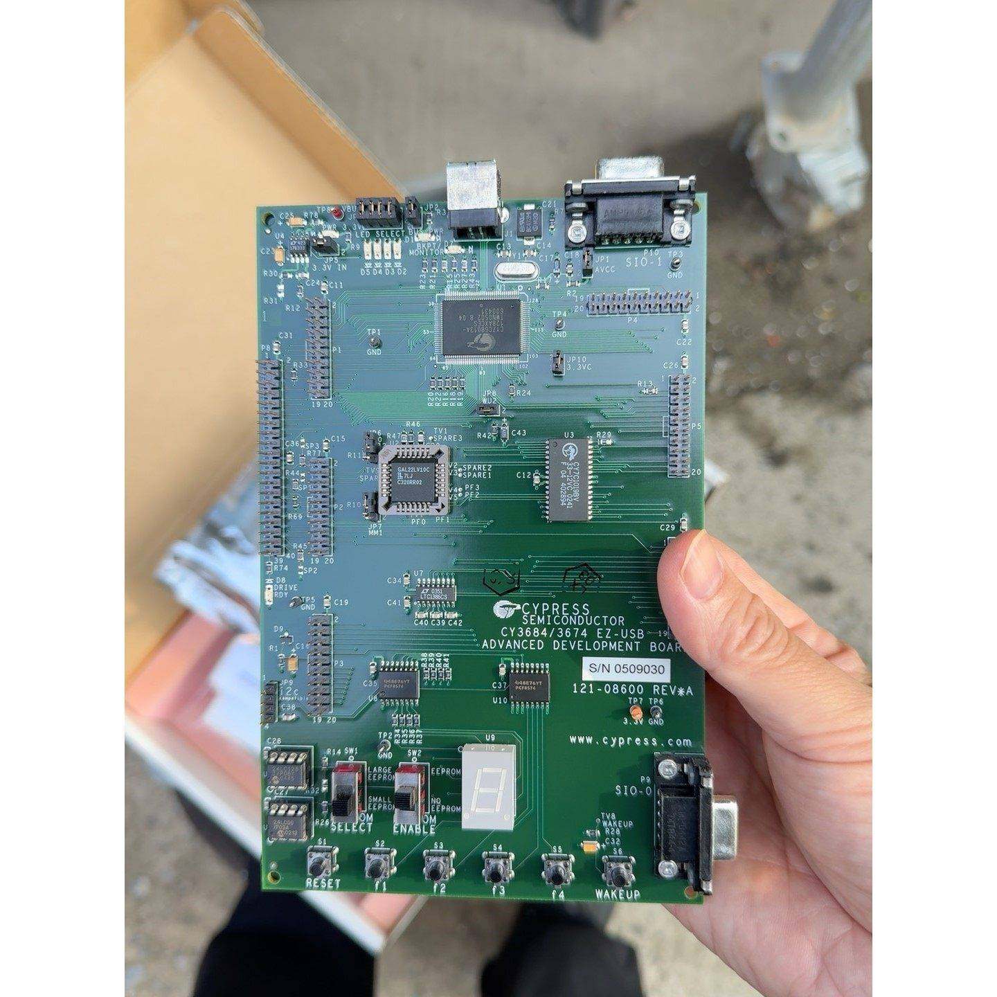 议价CY3684 FX2LP EZ-UBS Developmen