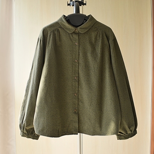 复古绿色碎花灯芯绒长袖衬衫女秋冬新款日系百搭娃娃领打底衬衣