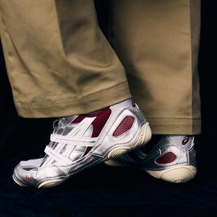 代购Asics HYPERSYNC亚瑟士男女运动休闲鞋复古低帮薄底鞋银色