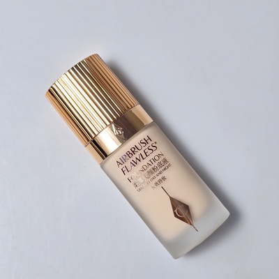 CT柔焦美颜粉底液30ML无盒长效持妆红毯粉底妆哑光遮瑕2C