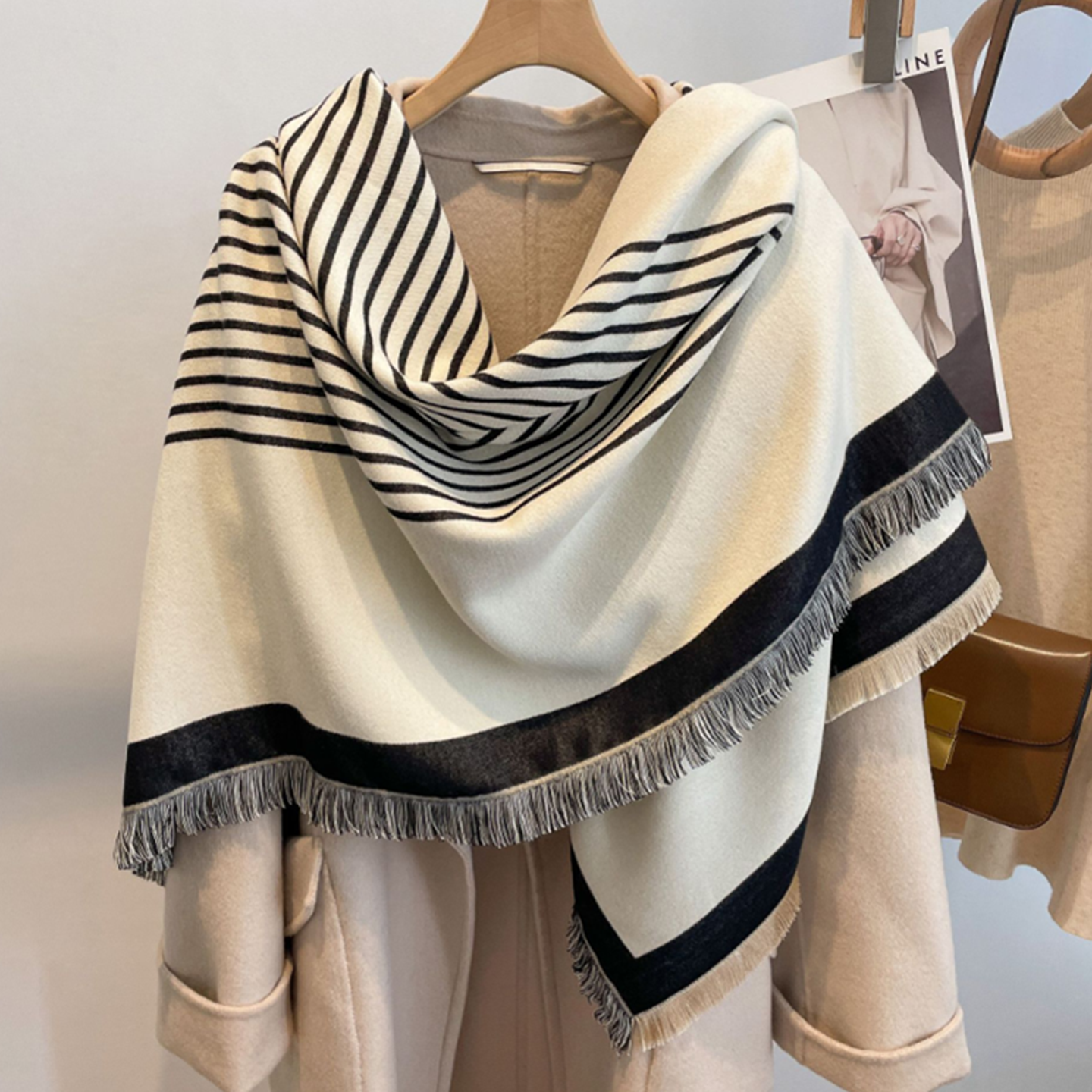 黑白条纹大方巾女2025新款百搭仿羊绒披肩外搭秋冬季加厚保暖围巾