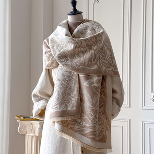 复古蝴蝶仿羊绒围巾女秋冬季2025新款高级感加厚百搭时尚保暖披肩