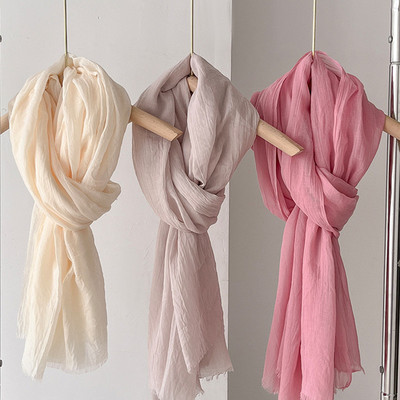 文艺米色围巾女秋冬高级感日系百搭棉麻感披肩旅游长丝巾遮阳纱巾