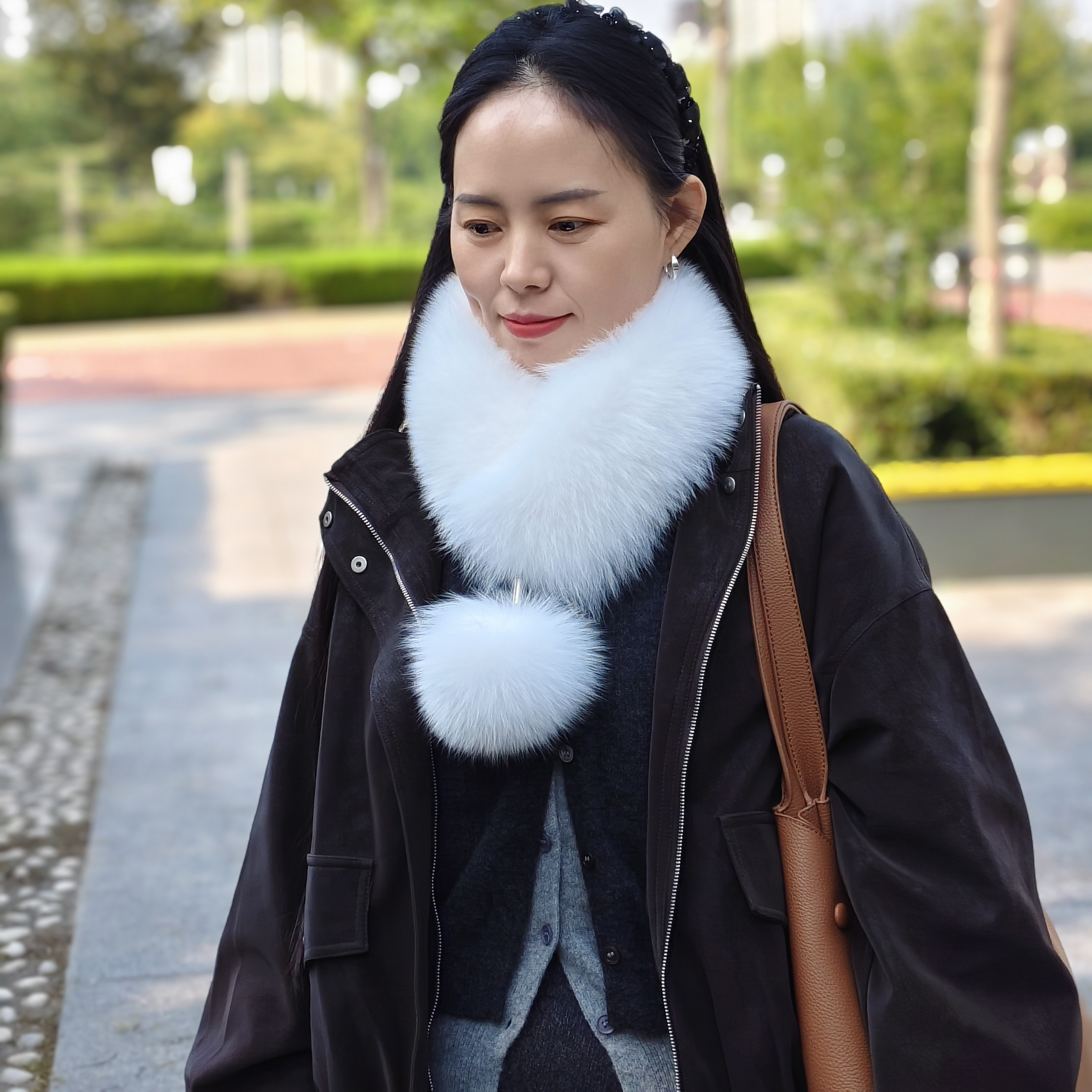 正品真狐狸毛獭兔毛围巾女冬季保暖双面真毛围巾磁铁吸扣毛球围脖