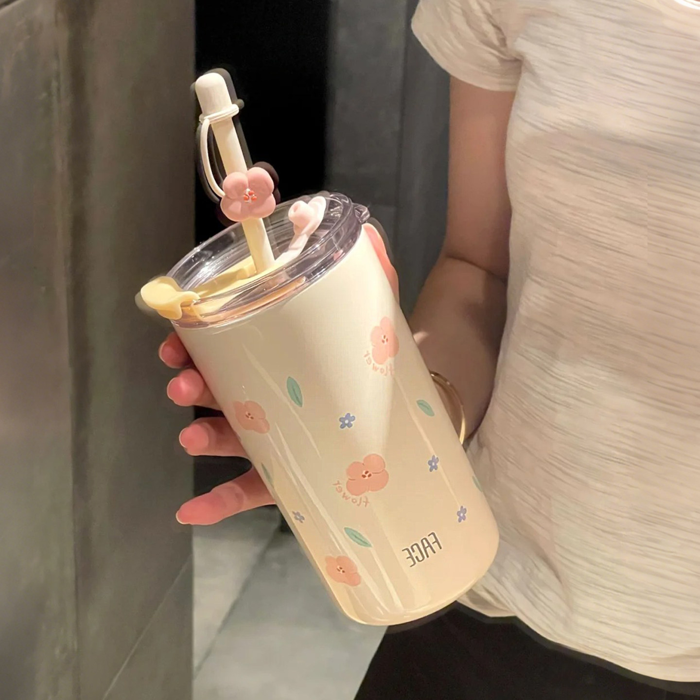 face水杯吸管杯成人办公室大容量咖啡2026新款女高颜值保温杯杯子