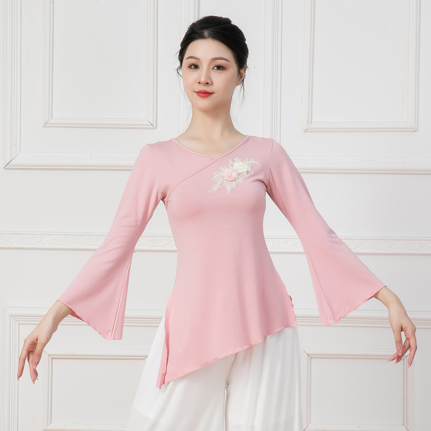 古典舞练功服女上衣新款胸花款形体服中国舞蹈服舞蹈表演服训练服