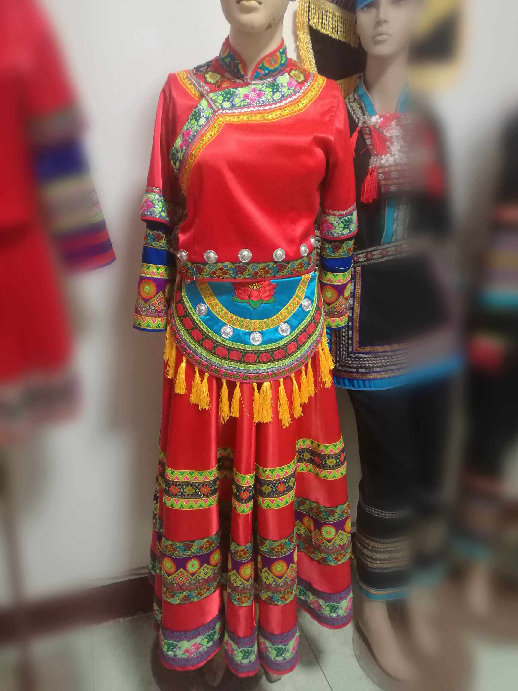 少数民族瑶族江华演出,古装服饰服装/舞台装婚纱风中国汉服古装