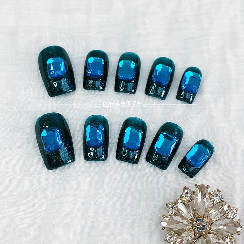 孔雀公主新款手工穿戴美甲成品 高级感满钻可拆卸 贵妇显白指甲贴